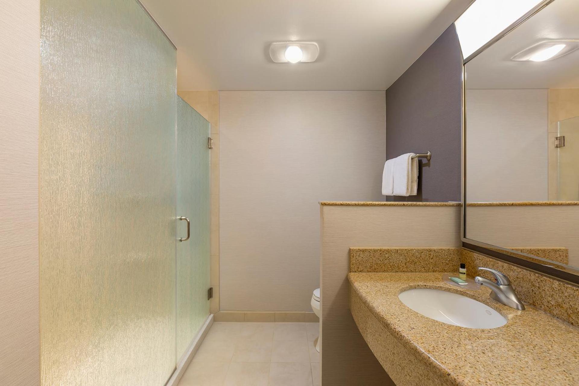 Courtyard By Marriott Madison West / Middleton Hotell Eksteriør bilde