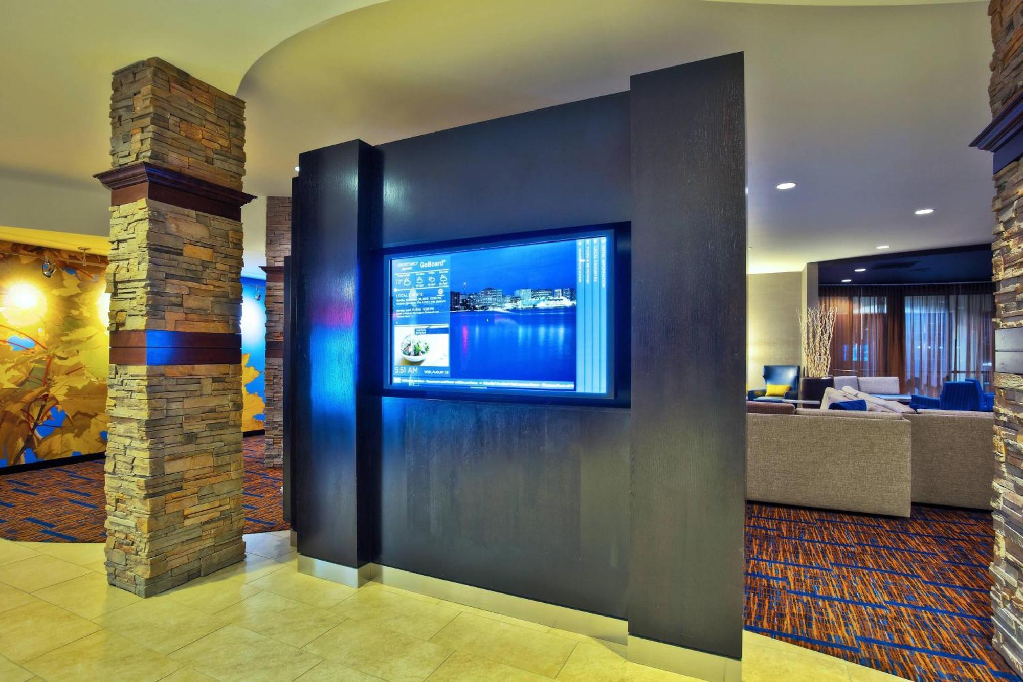 Courtyard By Marriott Madison West / Middleton Hotell Eksteriør bilde