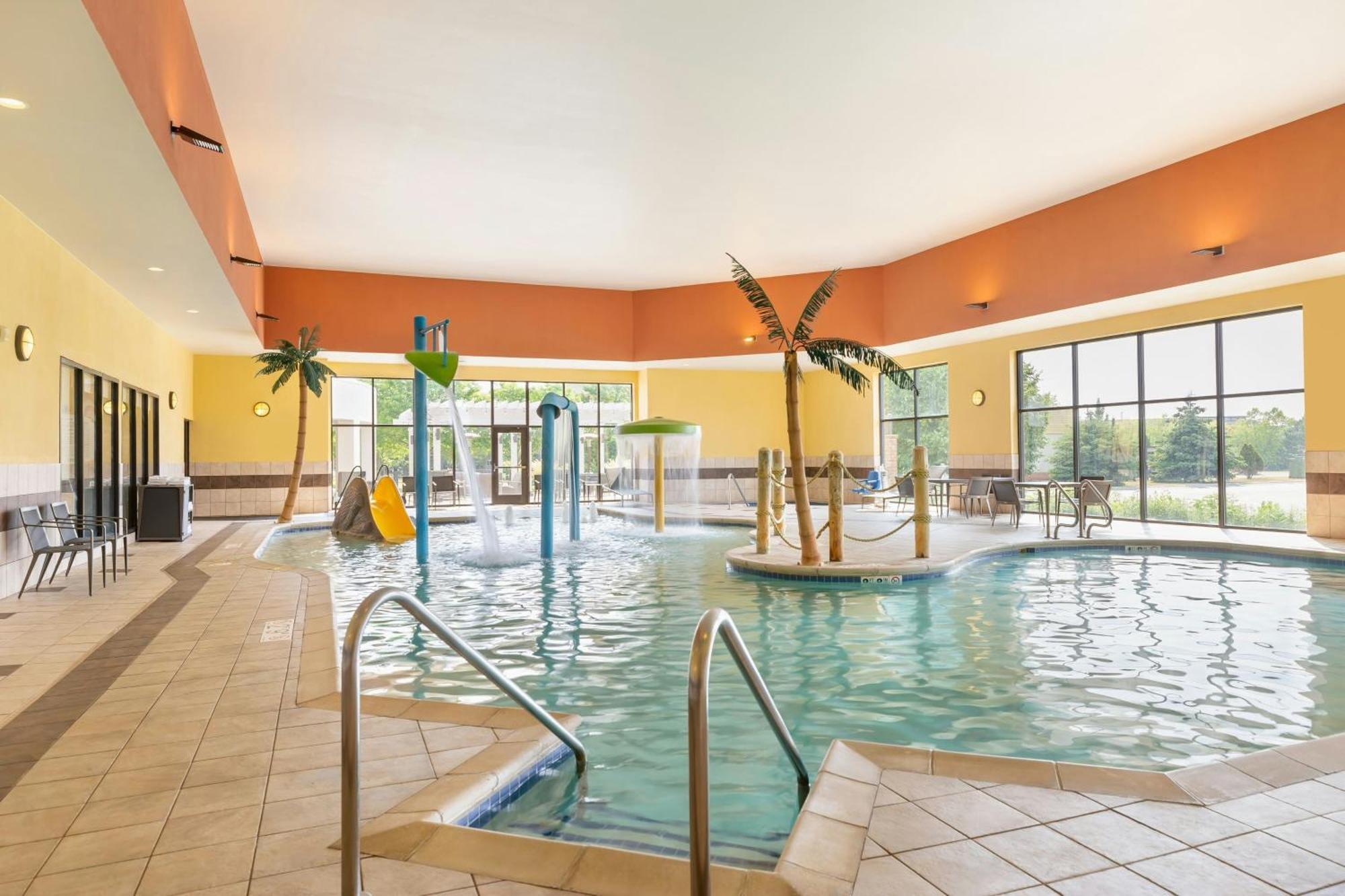 Courtyard By Marriott Madison West / Middleton Hotell Eksteriør bilde
