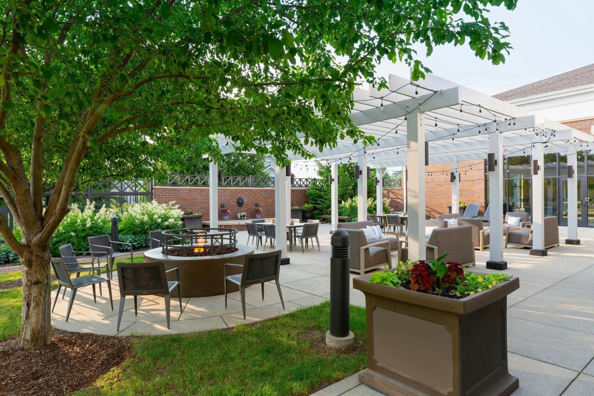 Courtyard By Marriott Madison West / Middleton Hotell Eksteriør bilde